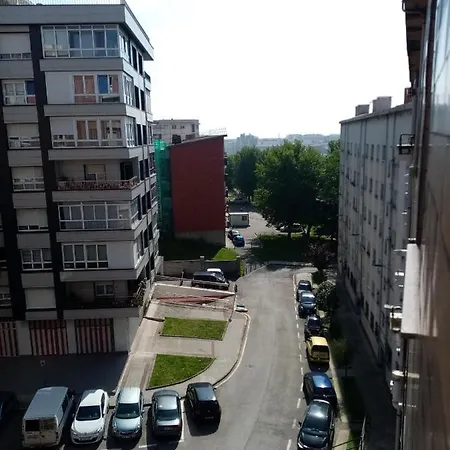 Silenciosa Cerca Del Hospital Valdecilla *